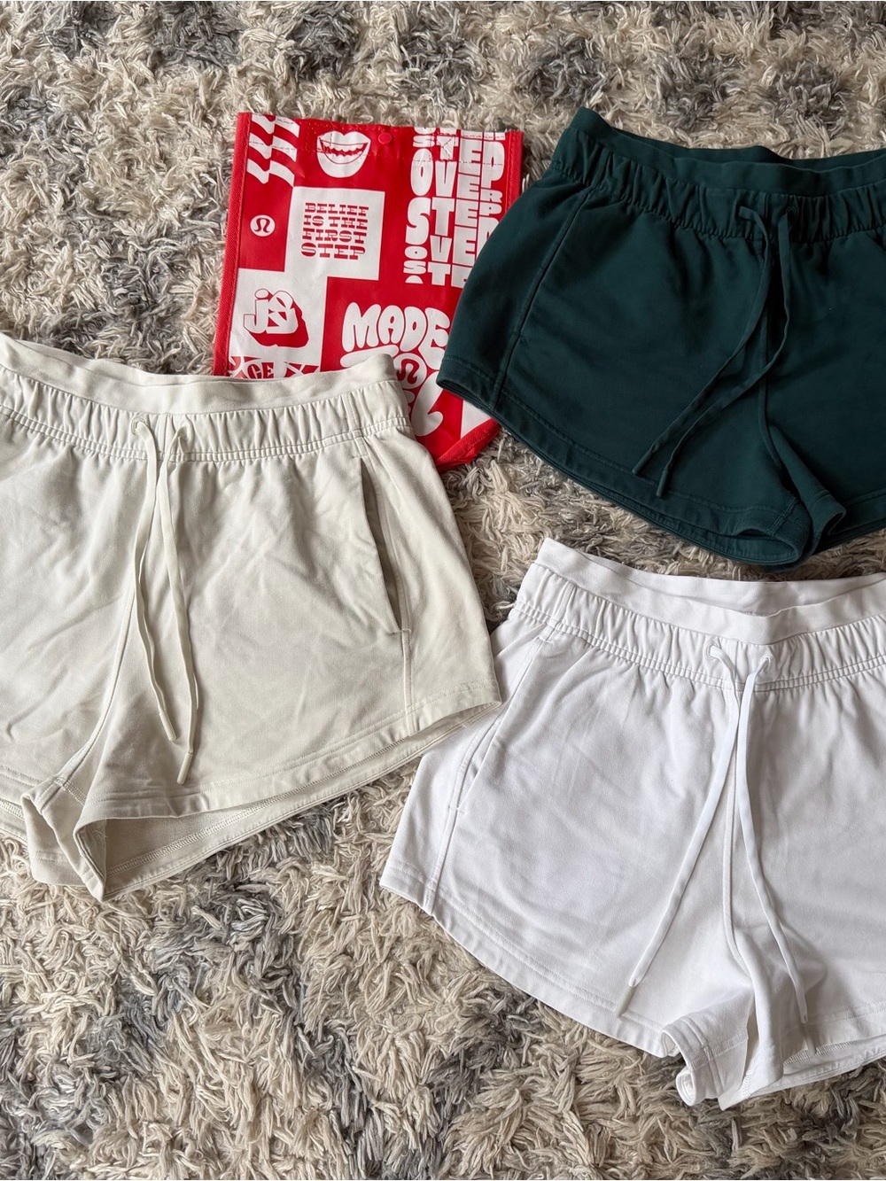 lululemon athletica Inner Glow Shorts 3” sise 6 bundle